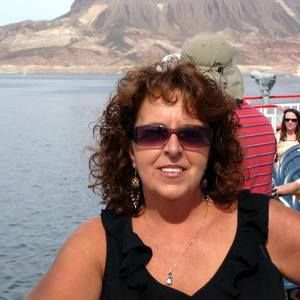 Meet your Posher, Toni